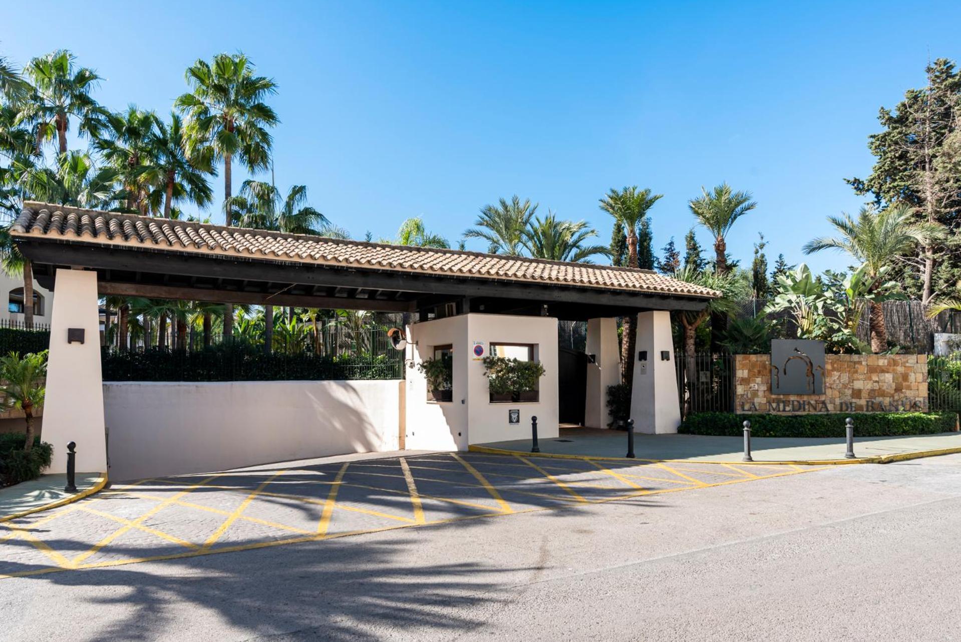 Stylish With Pool In By Costarentals - Ref M51 * Marbella