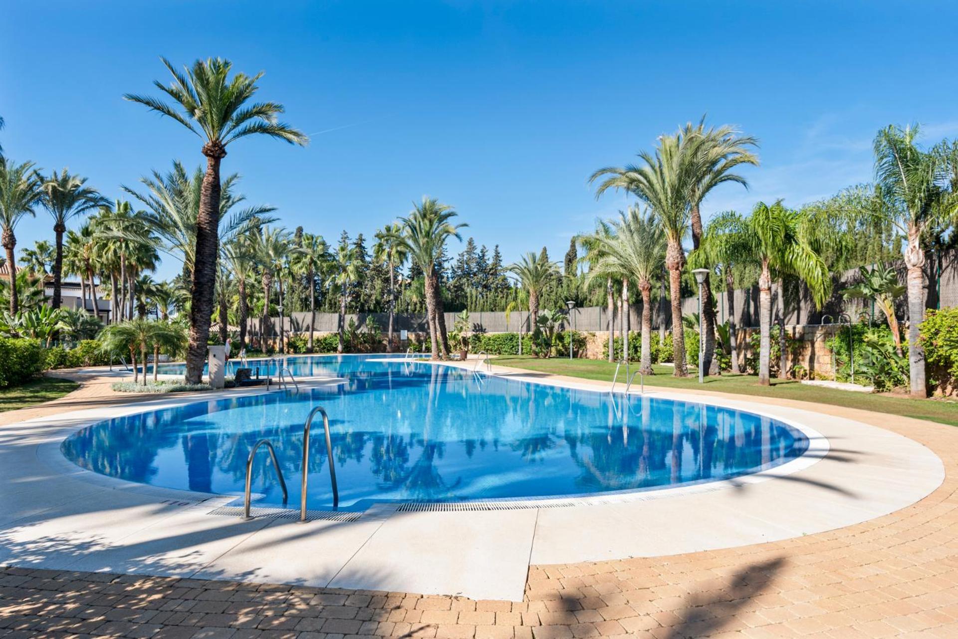 Stylish With Pool In By Costarentals - Ref M51 Apartment