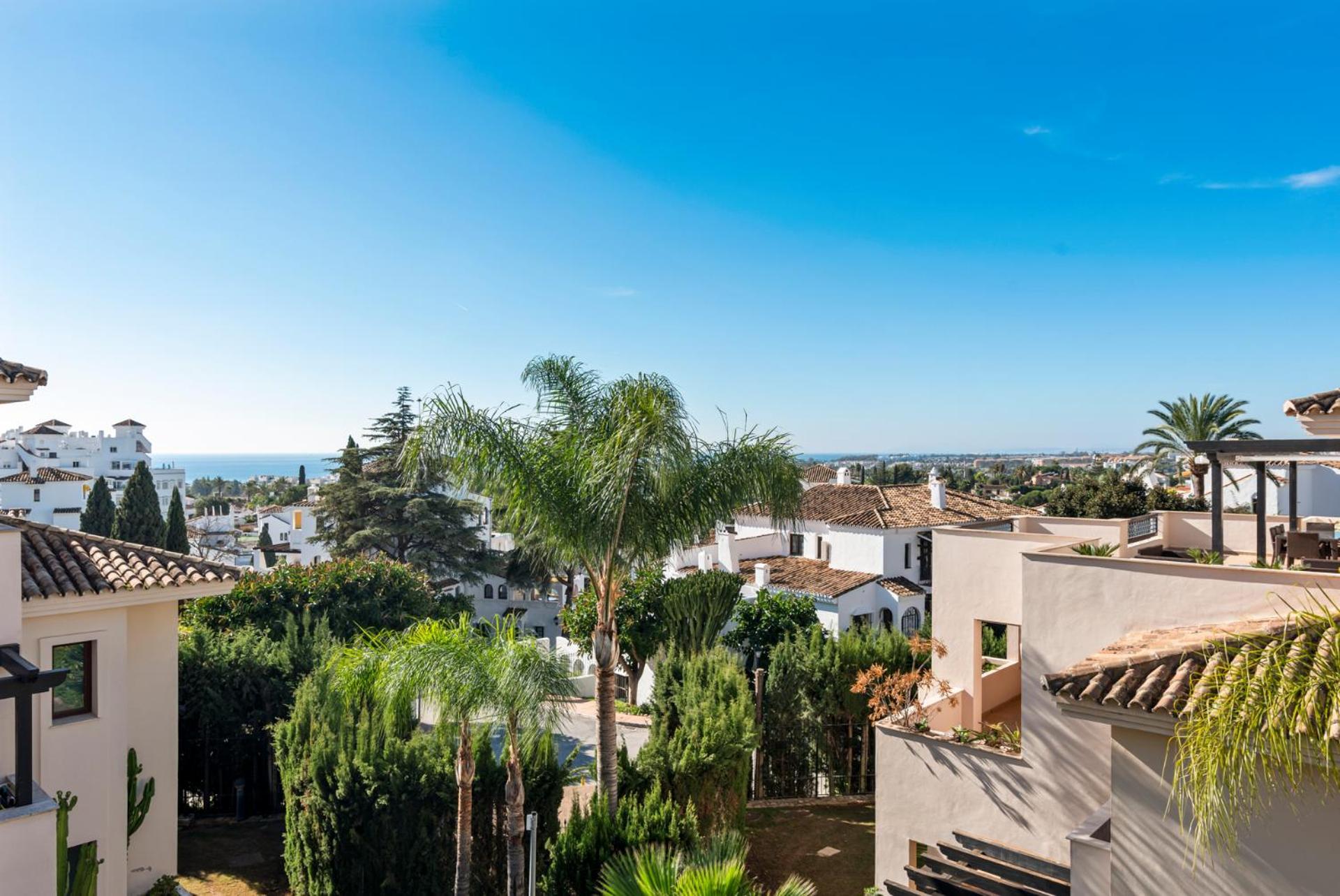 Apartment Stylish With Pool In By Costarentals - Ref M51 Marbella